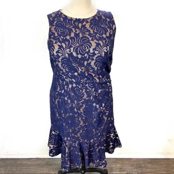 Eliza J Dresses & Skirts - Eliza J Navy Women's Navy Sleeveless Lace Back Zip Bodycon Dress Size 16W